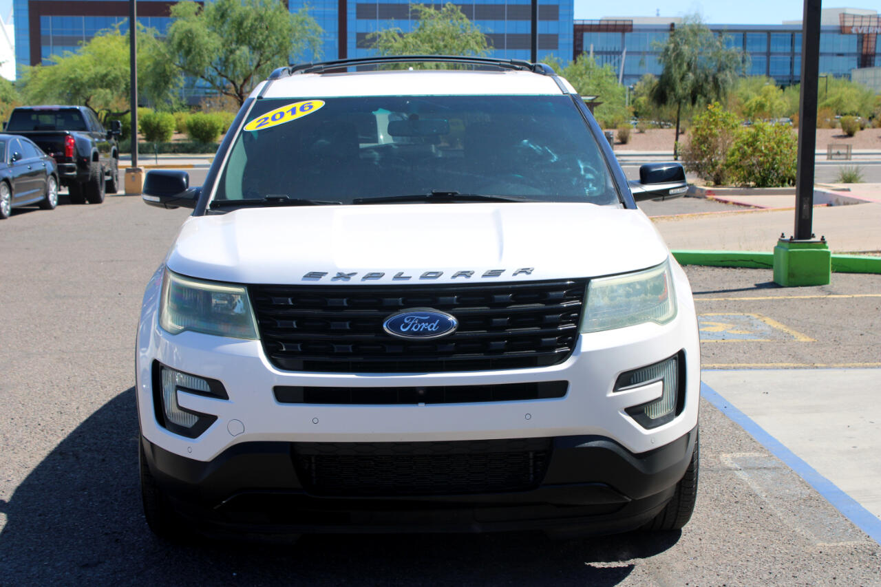 2016 Ford Explorer Sport photo 4