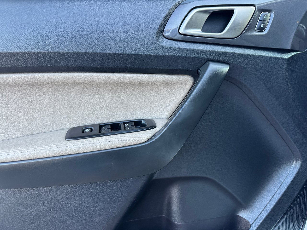 Ford Ranger LARIAT 2WD SuperCrew 5' Box 2019 Ford Ranger LARIAT 2WD SuperCrew 5' Box 2019