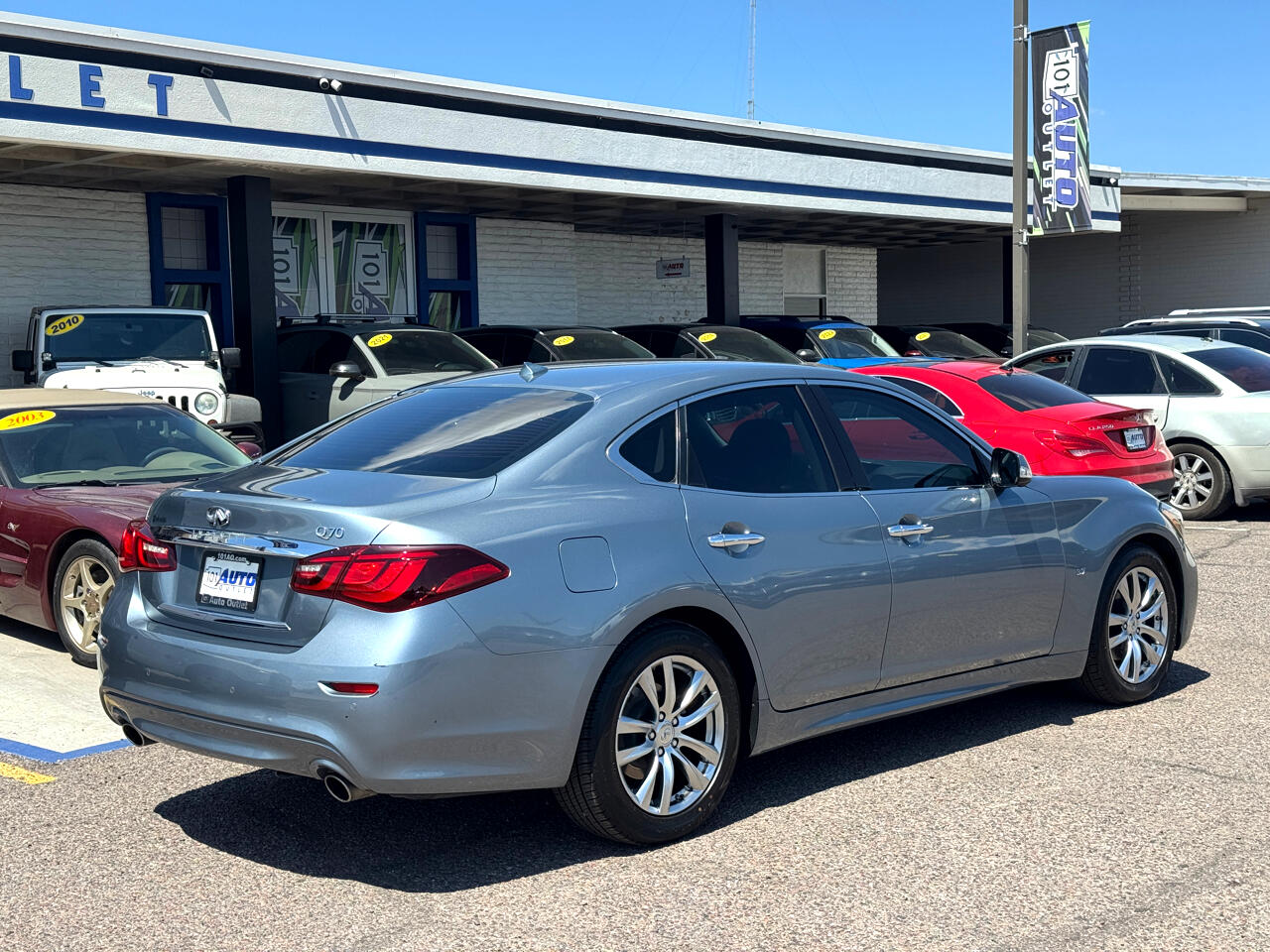 Infiniti Q70  2017 Infiniti Q70  2017