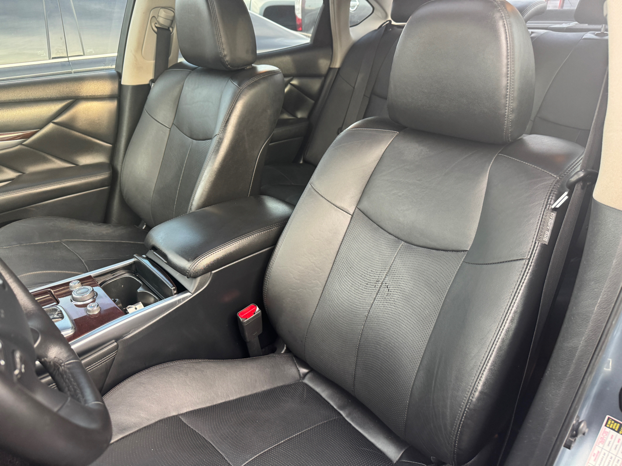 Infiniti Q70  2017 Infiniti Q70  2017