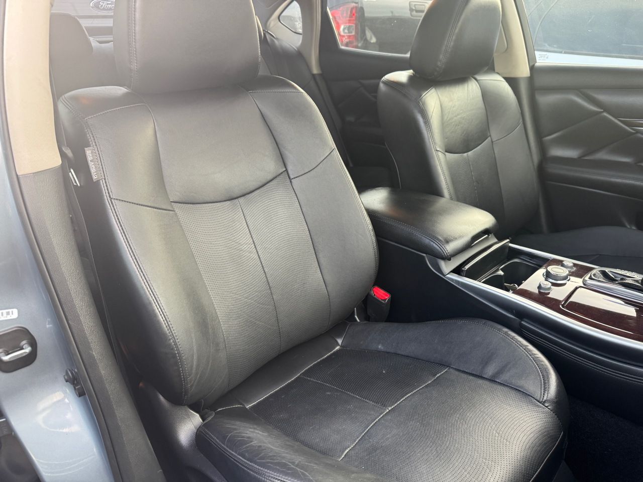 Infiniti Q70  2017 Infiniti Q70  2017