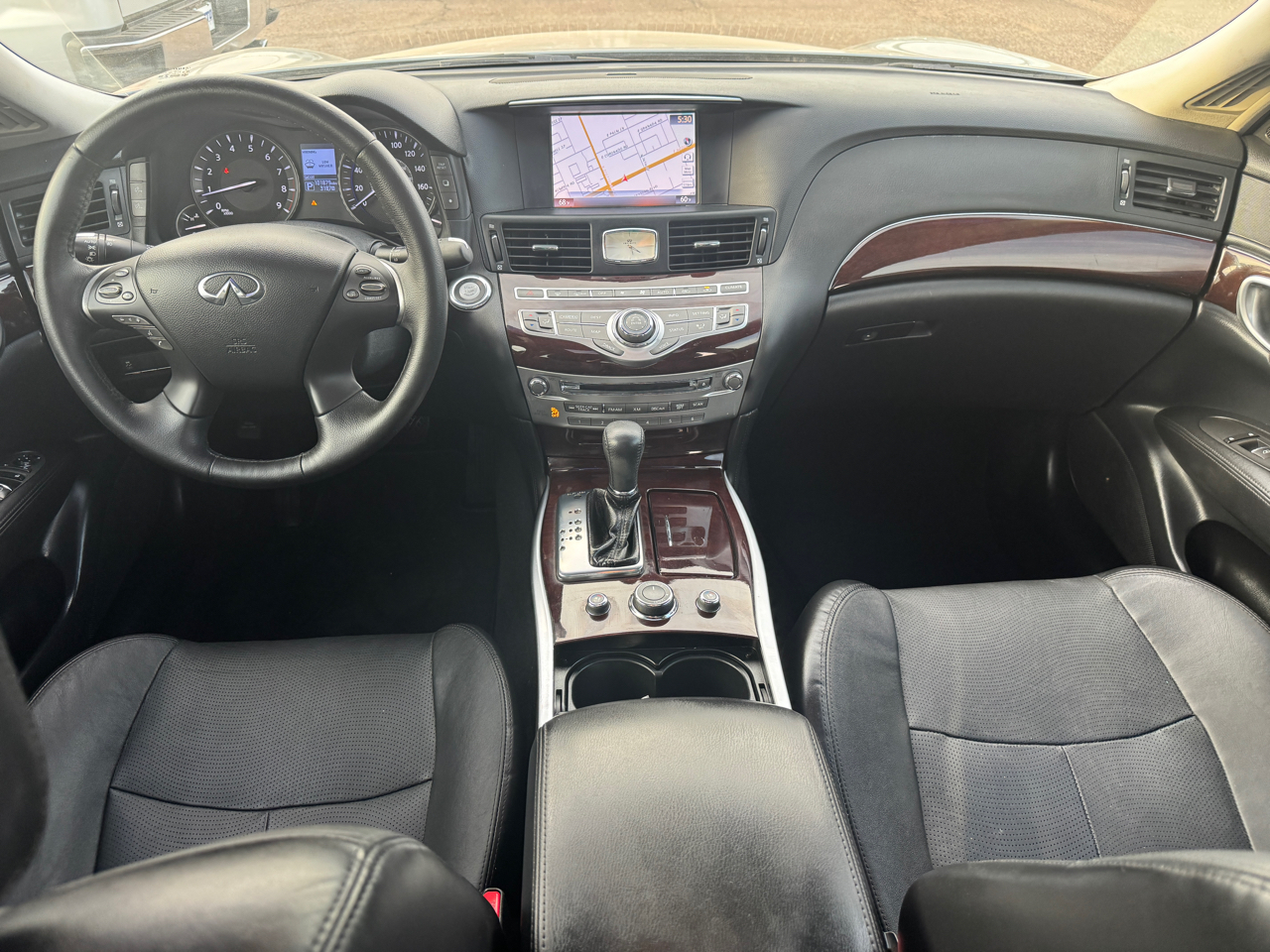 Infiniti Q70  2017 Infiniti Q70  2017