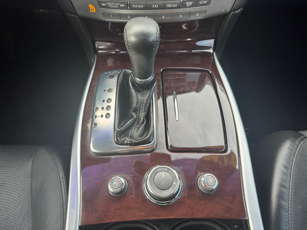 Infiniti Q70  2017 Infiniti Q70  2017