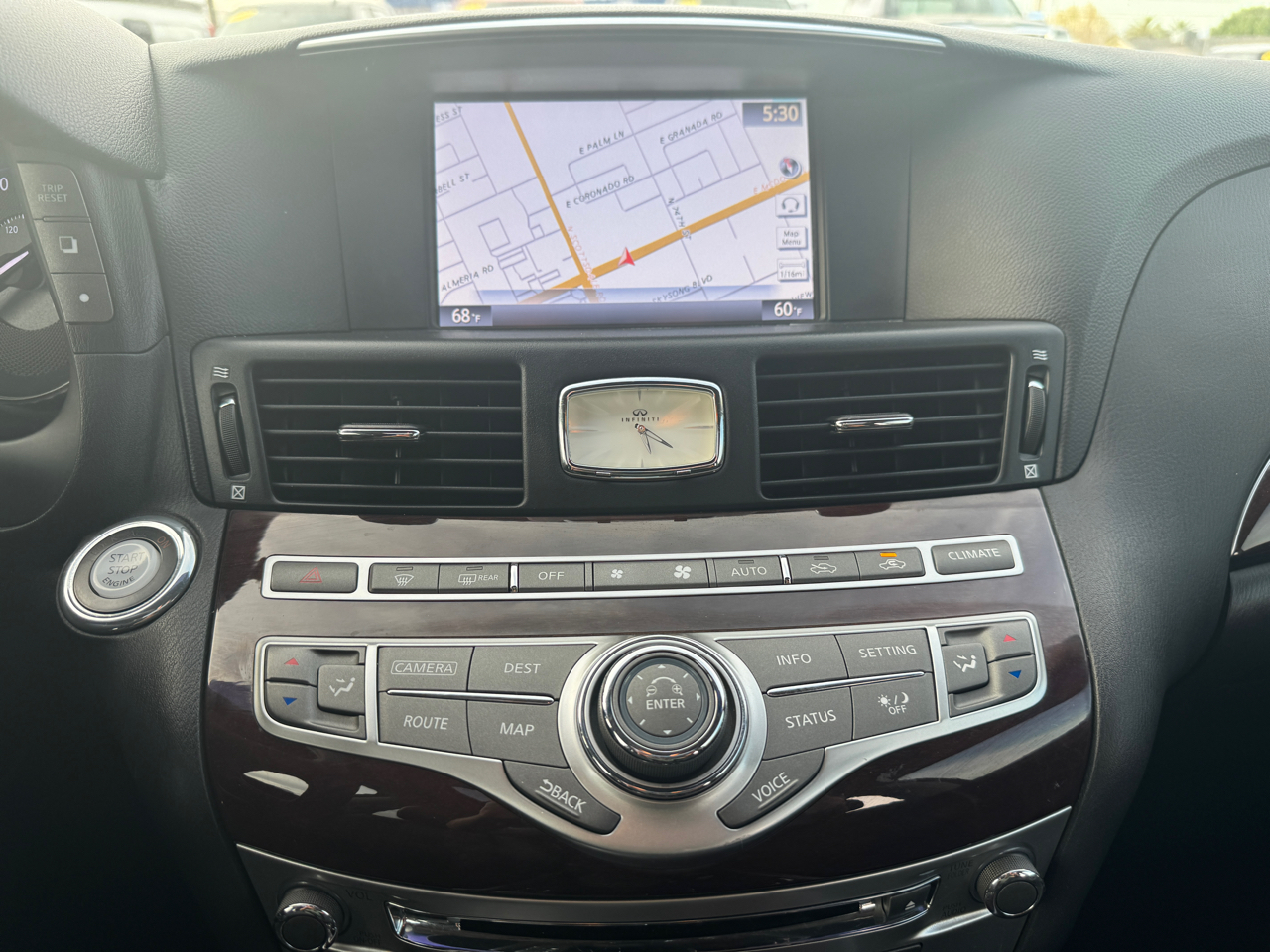 Infiniti Q70  2017 Infiniti Q70  2017