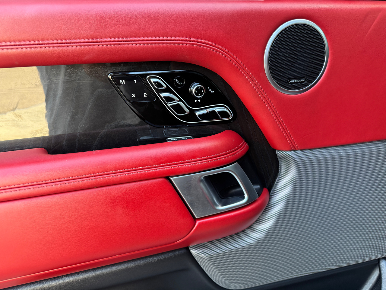 Land Rover Range Rover  2018 Land Rover Range Rover  2018