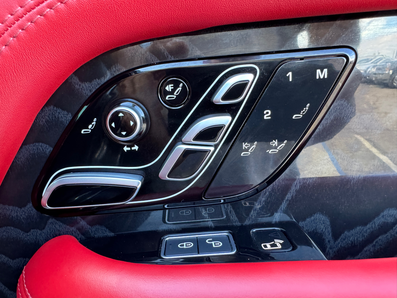 Land Rover Range Rover  2018 Land Rover Range Rover  2018