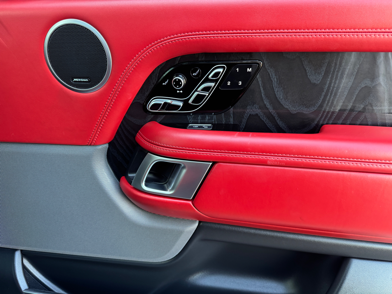 Land Rover Range Rover  2018 Land Rover Range Rover  2018