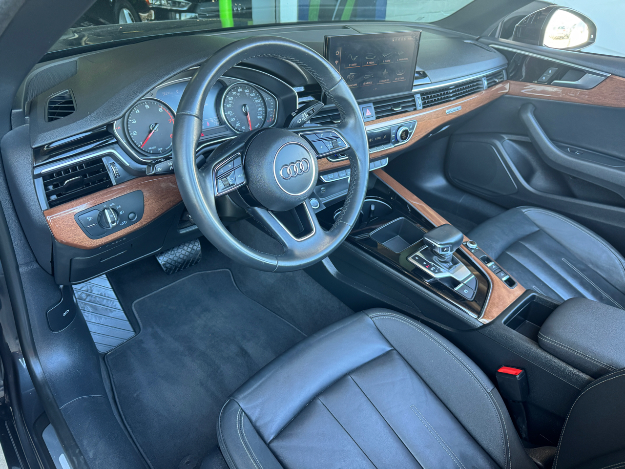 Audi A5  2022 Audi A5  2022