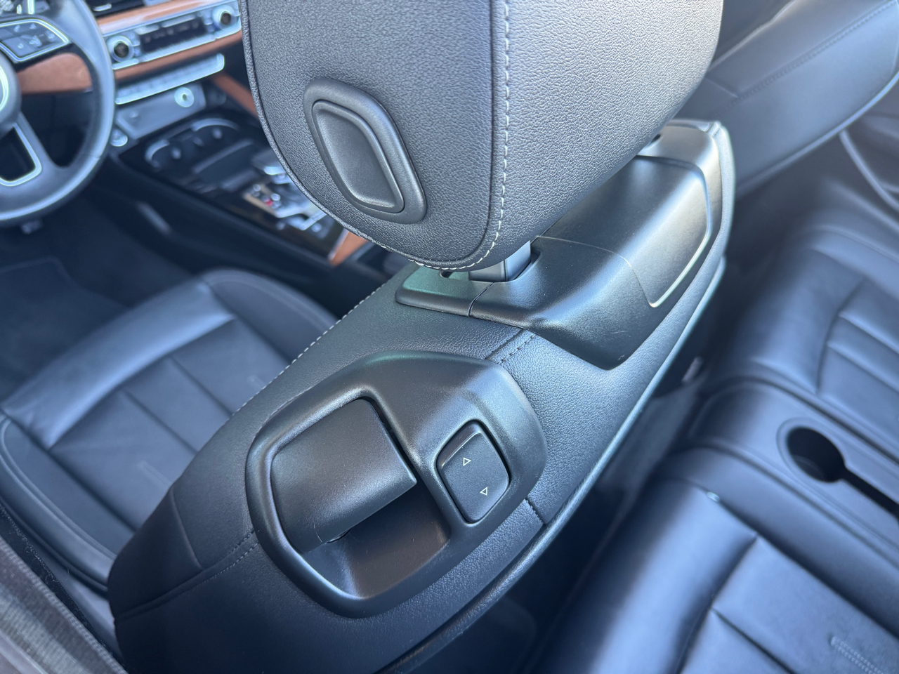 Audi A5  2022 Audi A5  2022