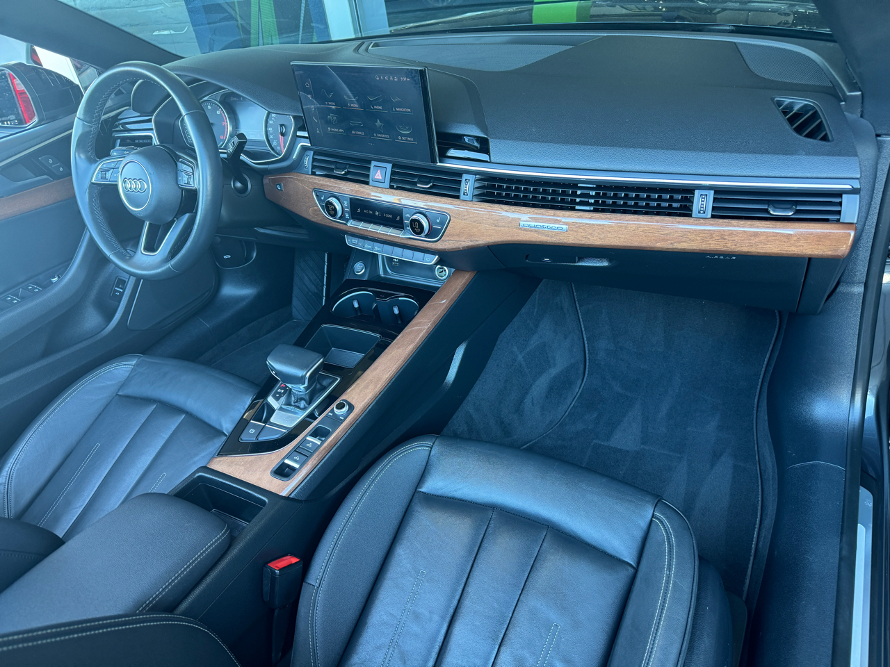 Audi A5  2022 Audi A5  2022