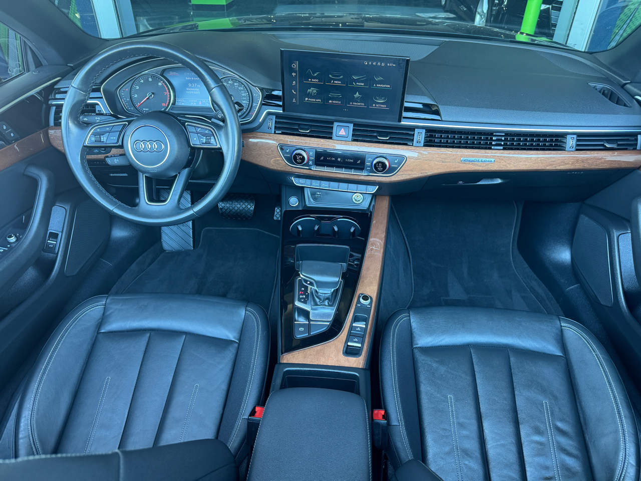 Audi A5  2022 Audi A5  2022