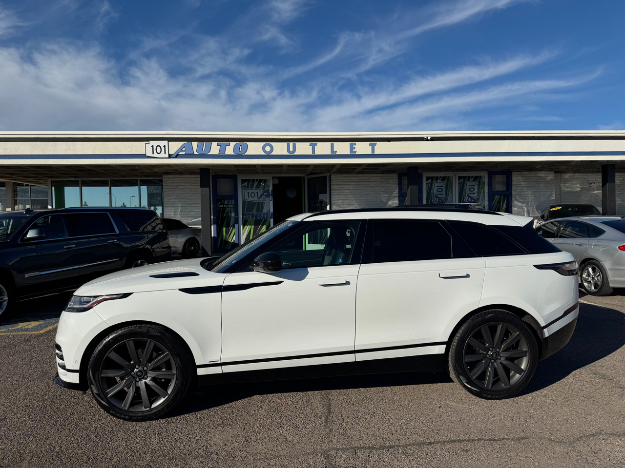 Land Rover Range Rover Velar  2018