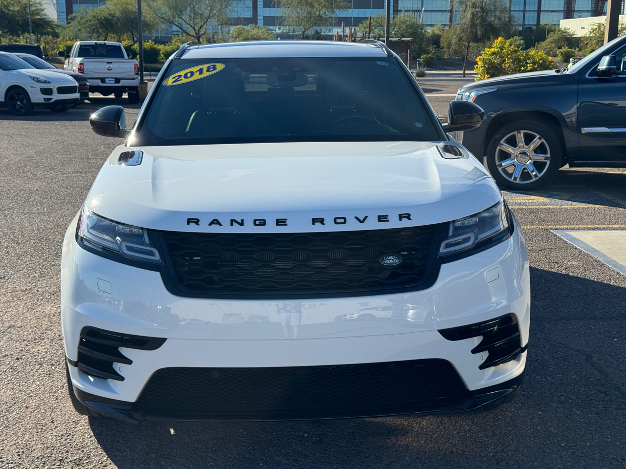 Land Rover Range Rover Velar  2018
