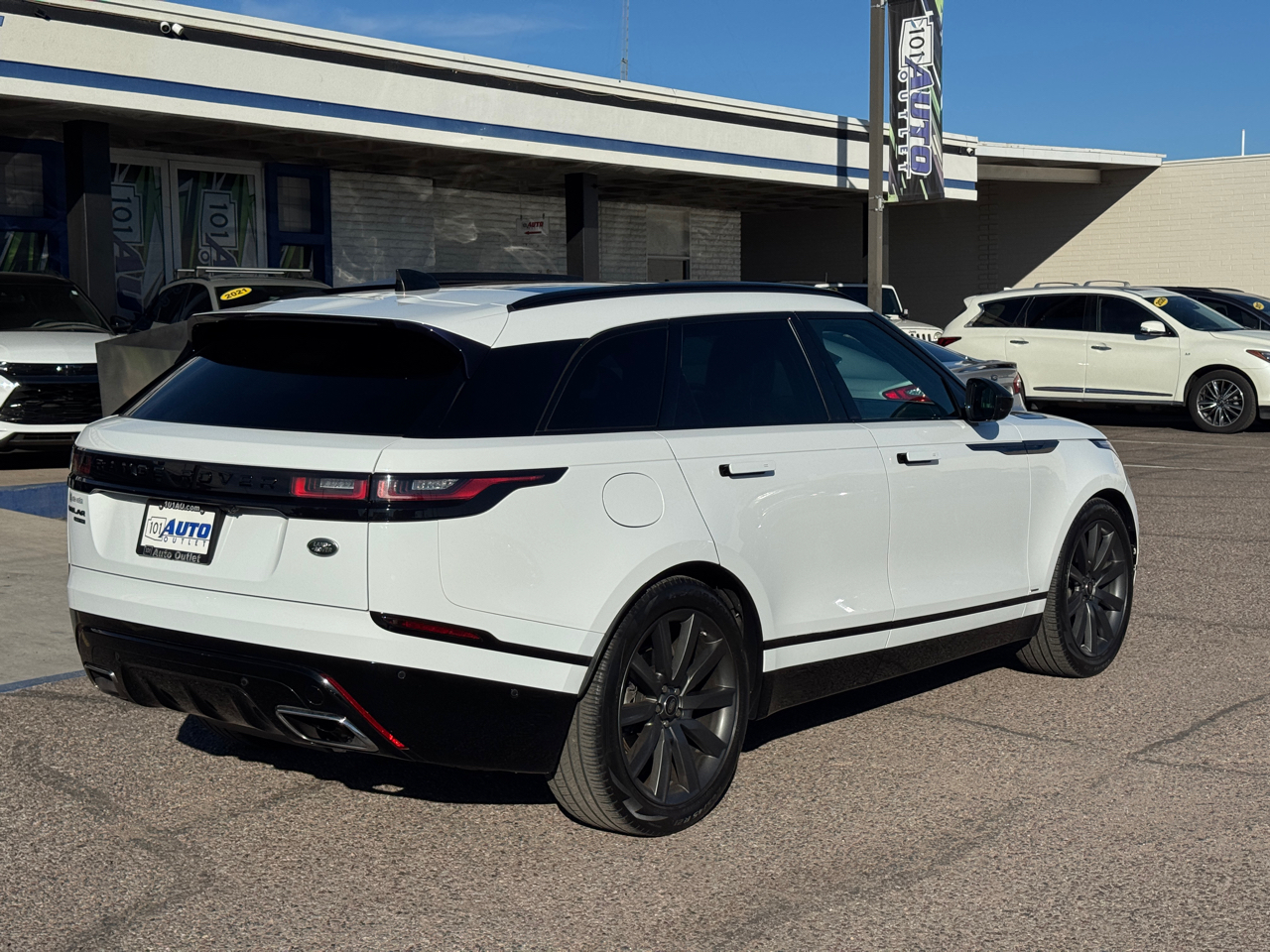Land Rover Range Rover Velar  2018