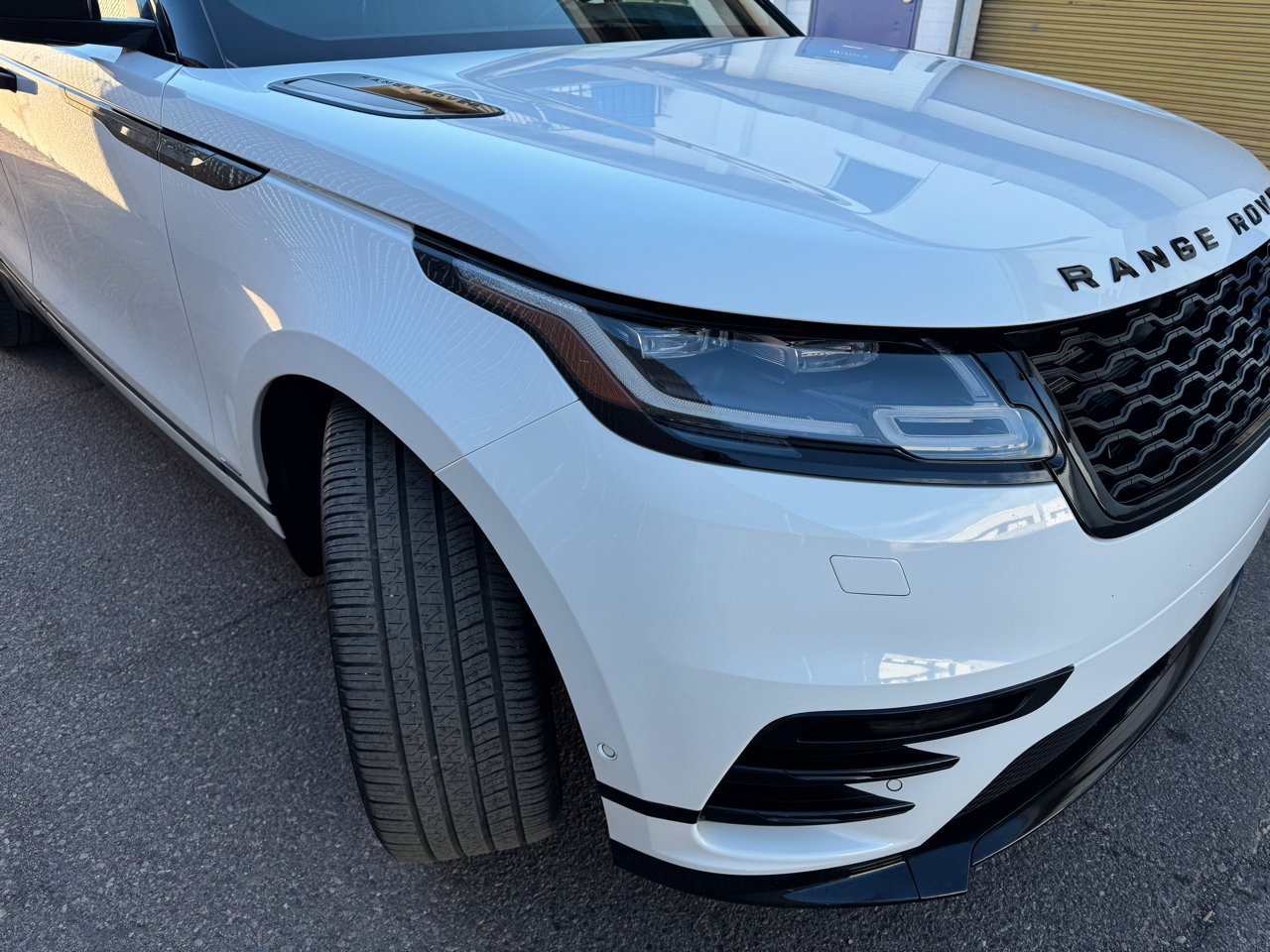 Land Rover Range Rover Velar  2018