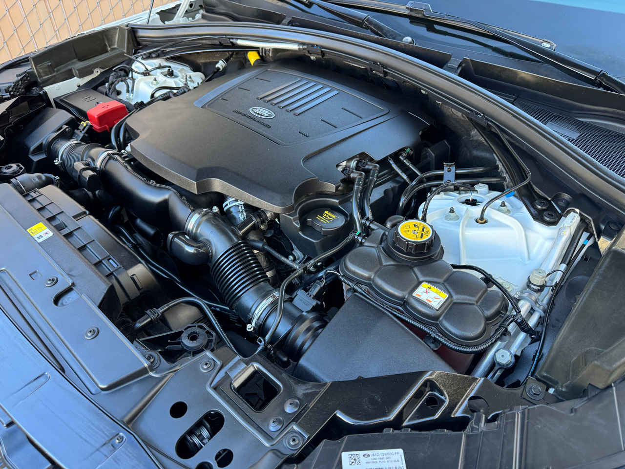 Land Rover Range Rover Velar  2018