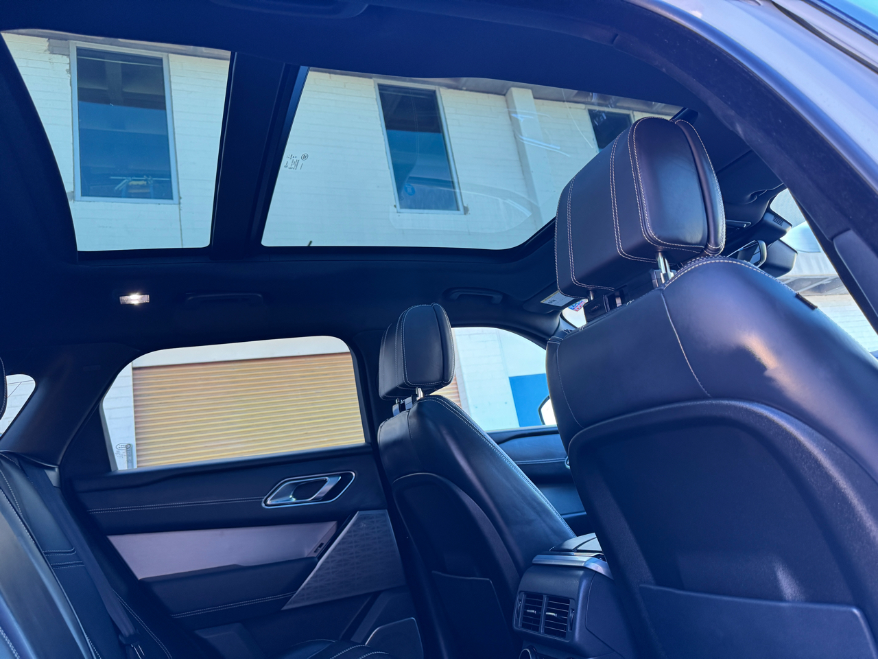 Land Rover Range Rover Velar  2018