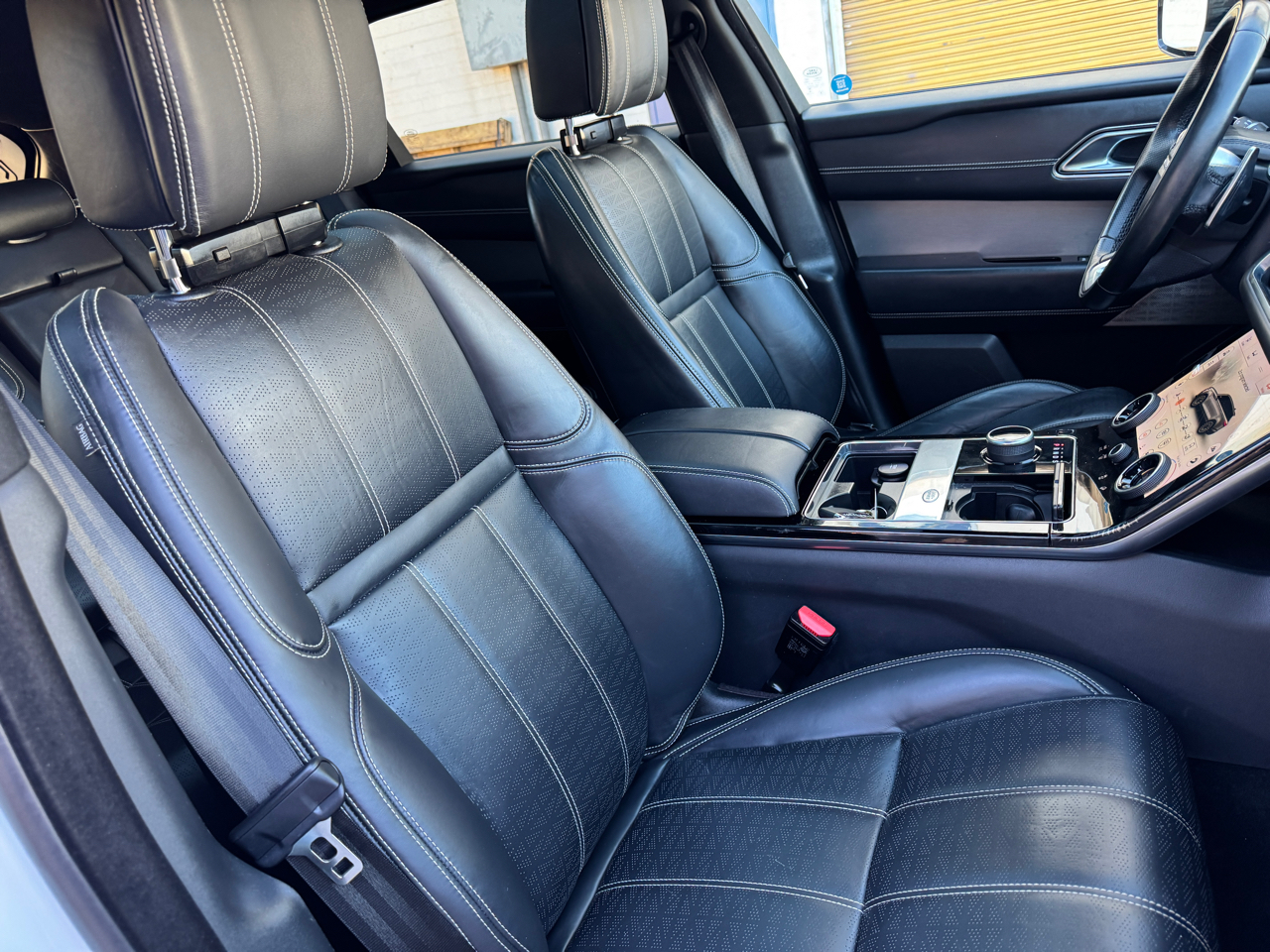 Land Rover Range Rover Velar  2018