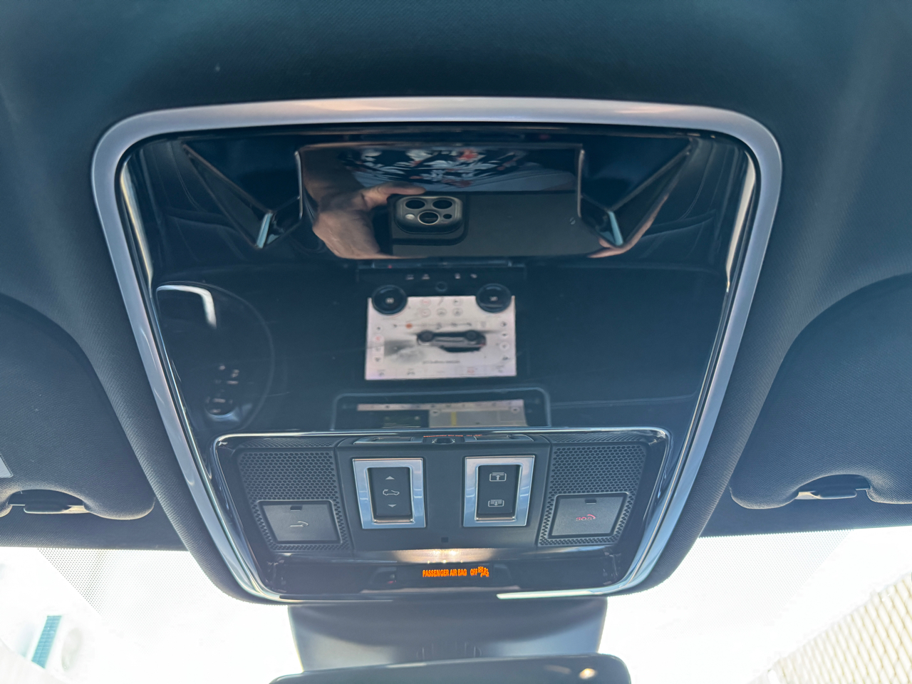 Land Rover Range Rover Velar  2018