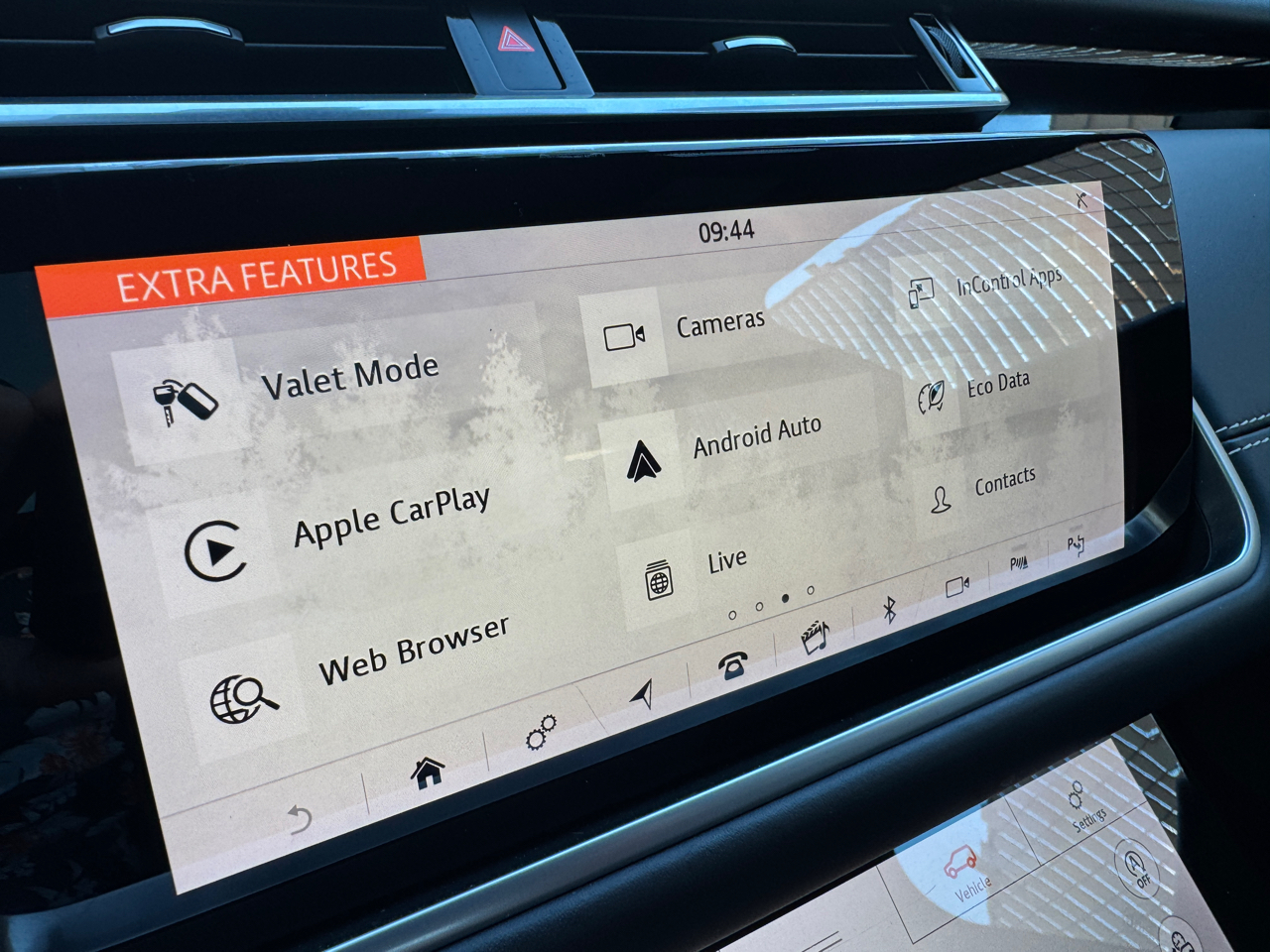 Land Rover Range Rover Velar  2018