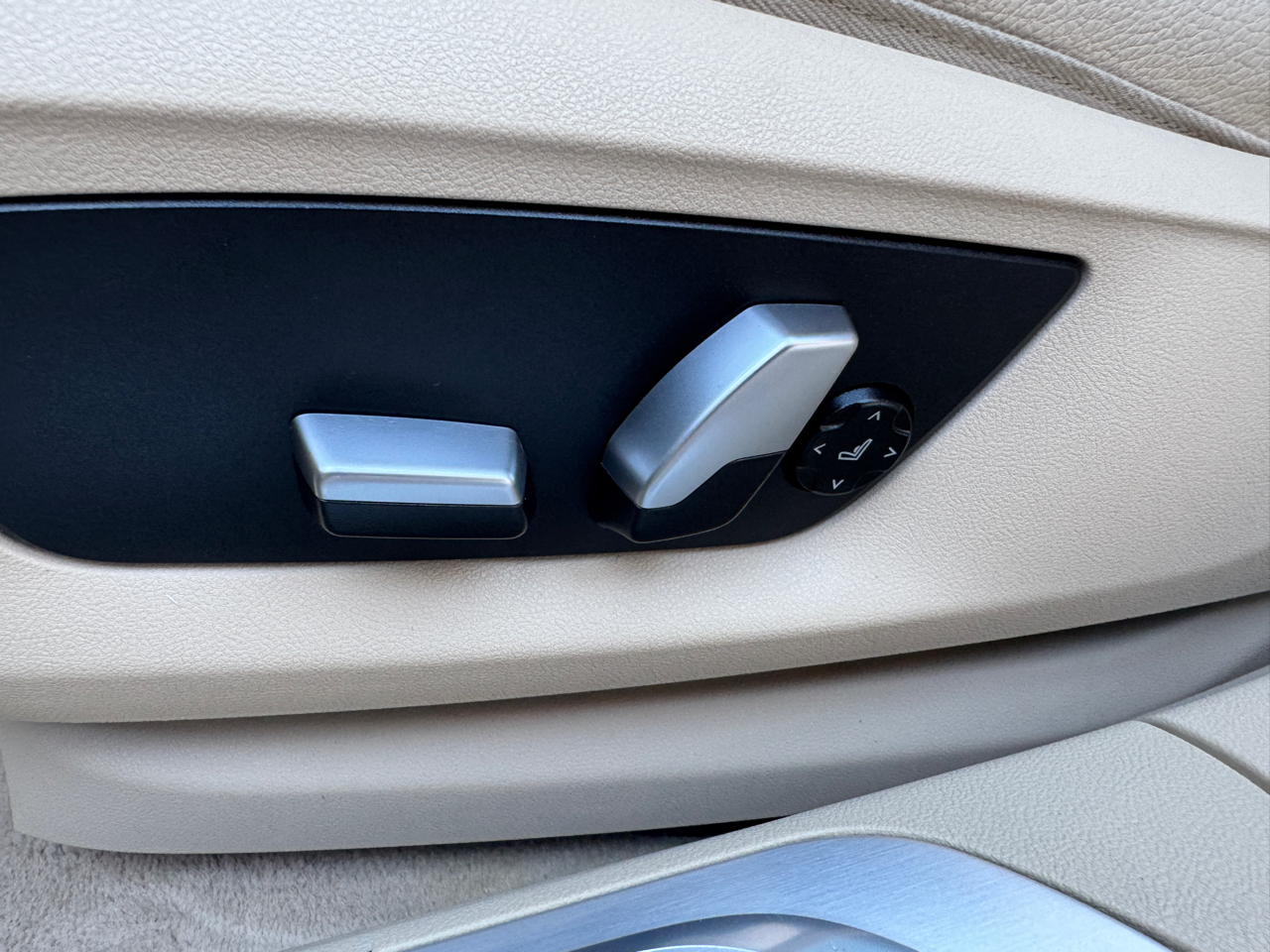 BMW 7-Series 740i 2018