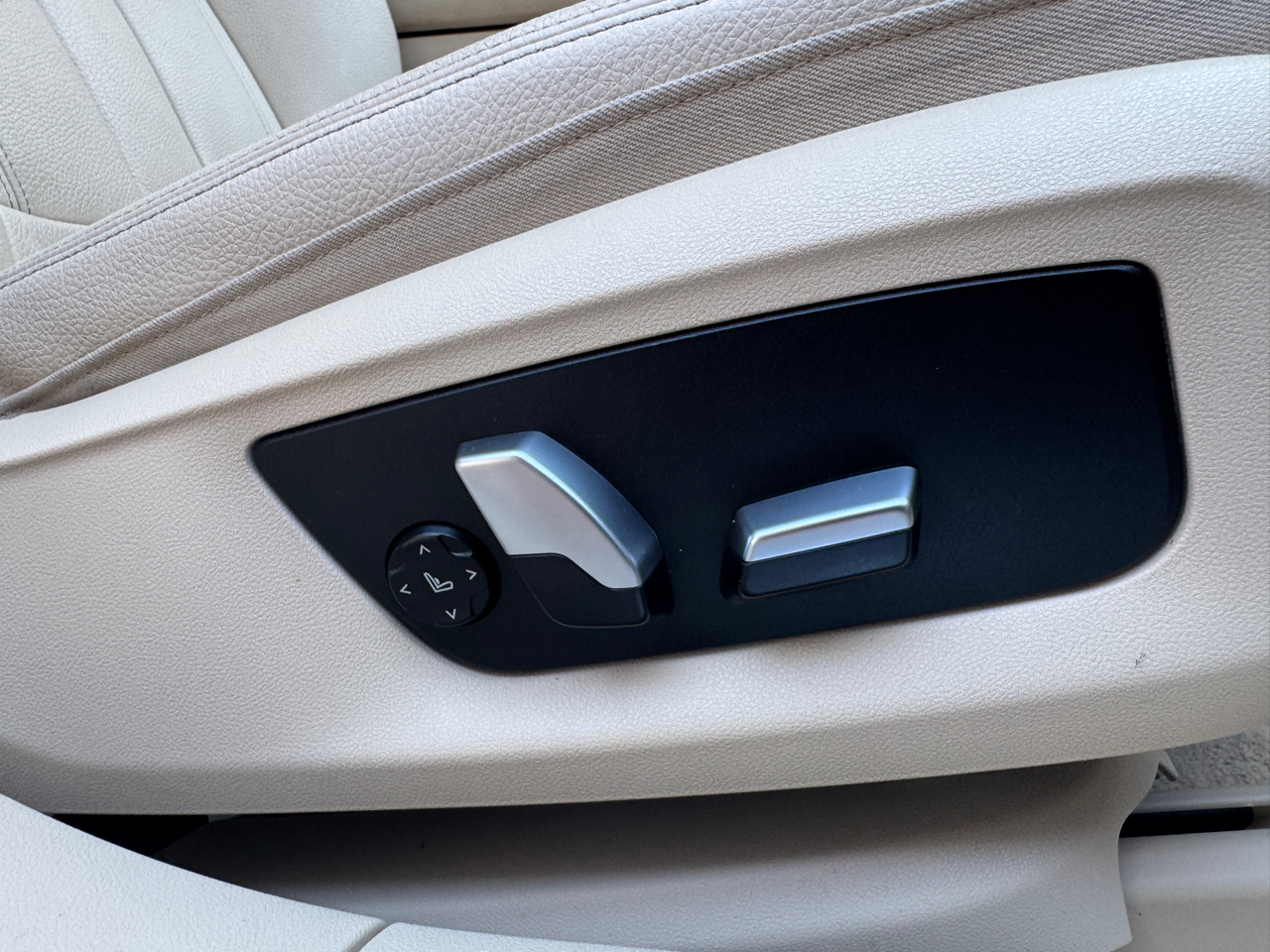 BMW 7-Series 740i 2018