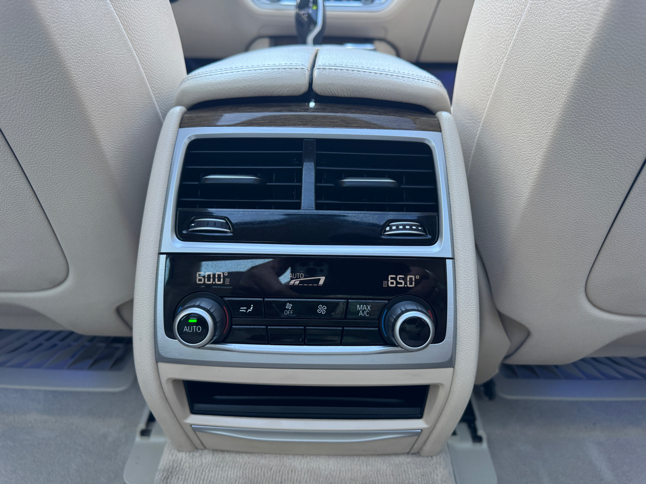 BMW 7-Series 740i 2018