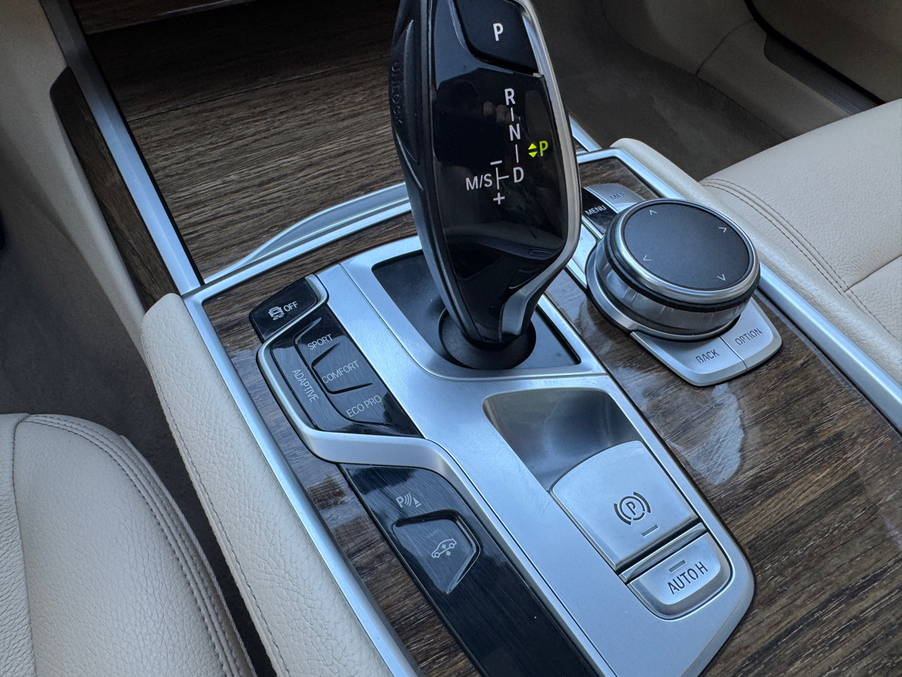 BMW 7-Series 740i 2018