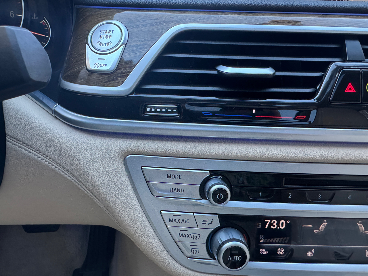 BMW 7-Series 740i 2018