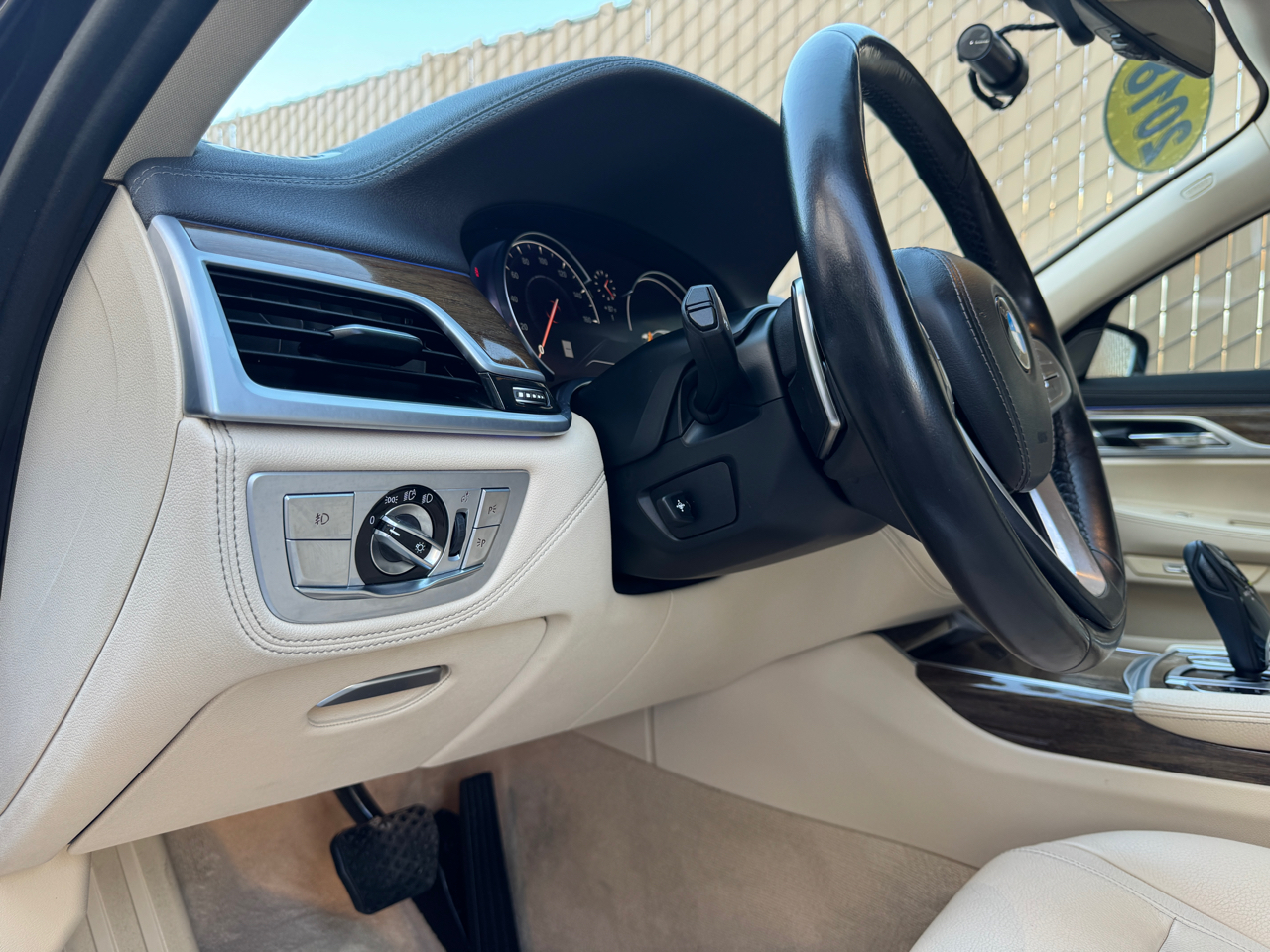 BMW 7-Series 740i 2018