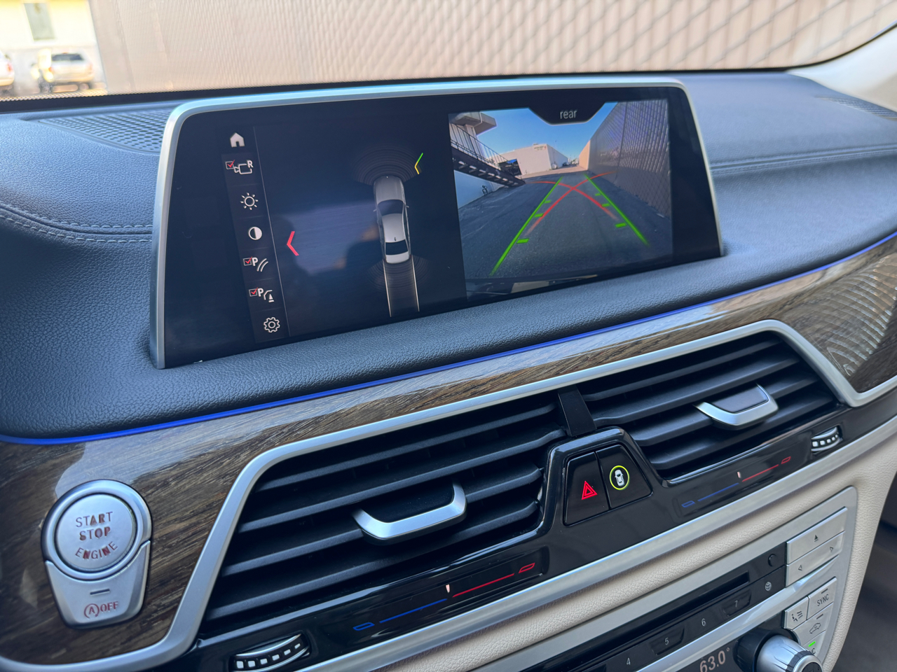 BMW 7-Series 740i 2018