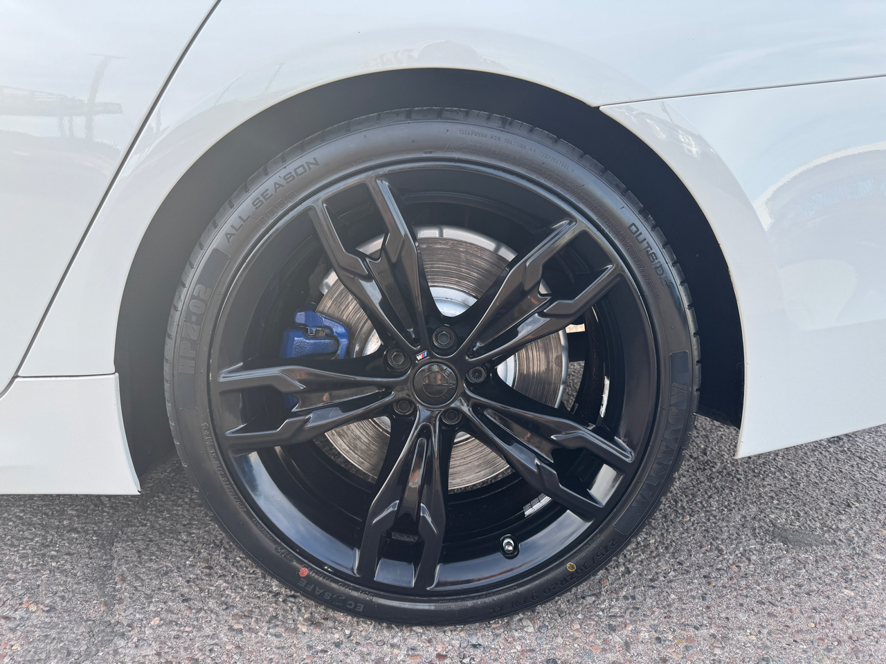 BMW 5-Series M550i xDrive 2020