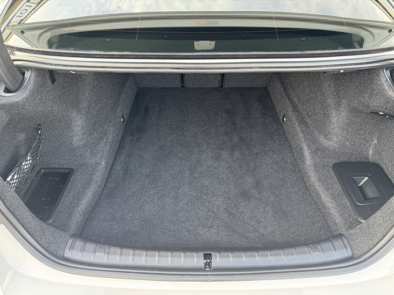 BMW 5-Series M550i xDrive 2020