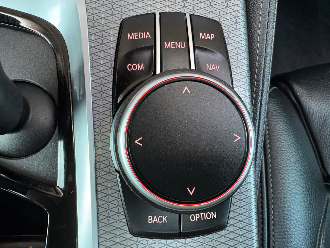 BMW 5-Series M550i xDrive 2020