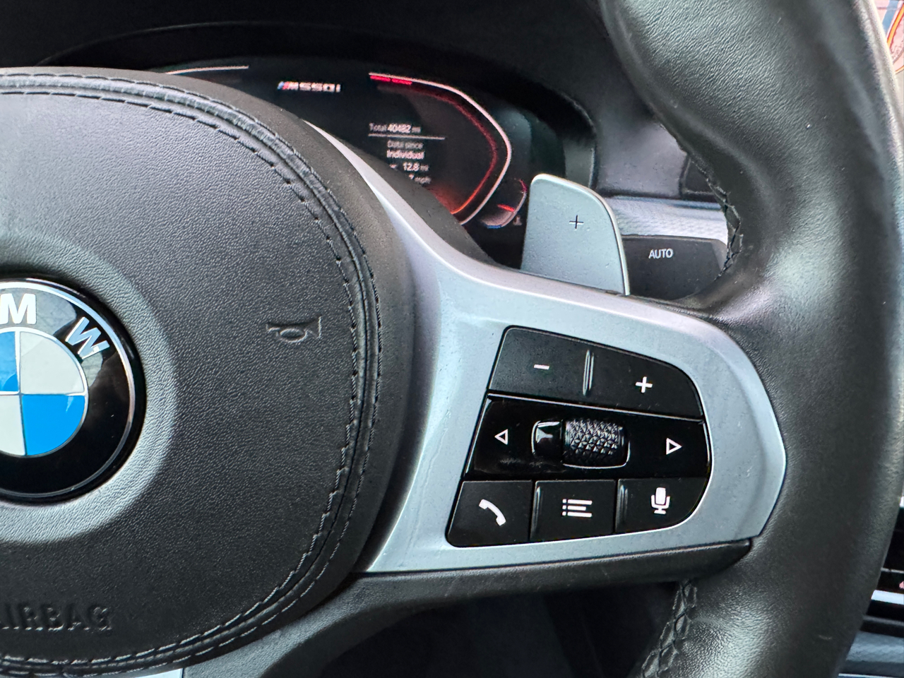 BMW 5-Series M550i xDrive 2020