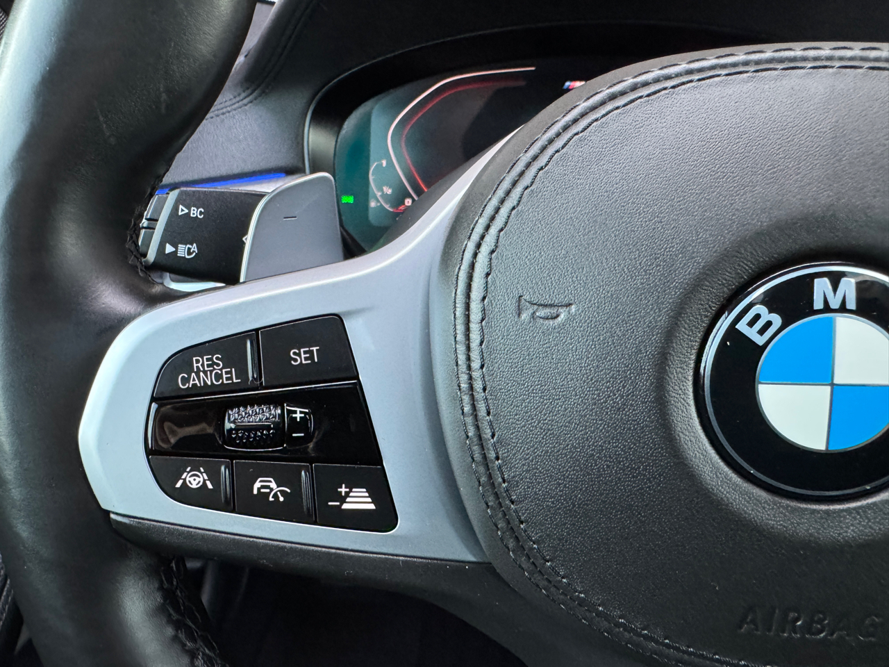 BMW 5-Series M550i xDrive 2020