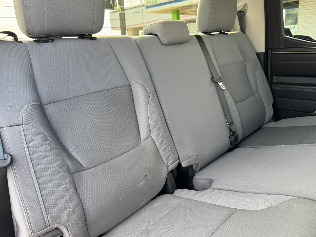 Toyota Tundra SR5 V8 4WD 2024