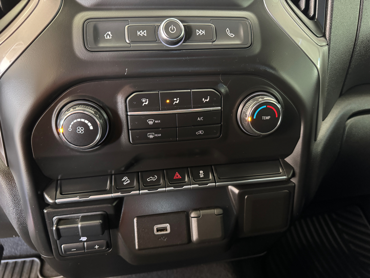 Chevrolet Silverado 1500  2020