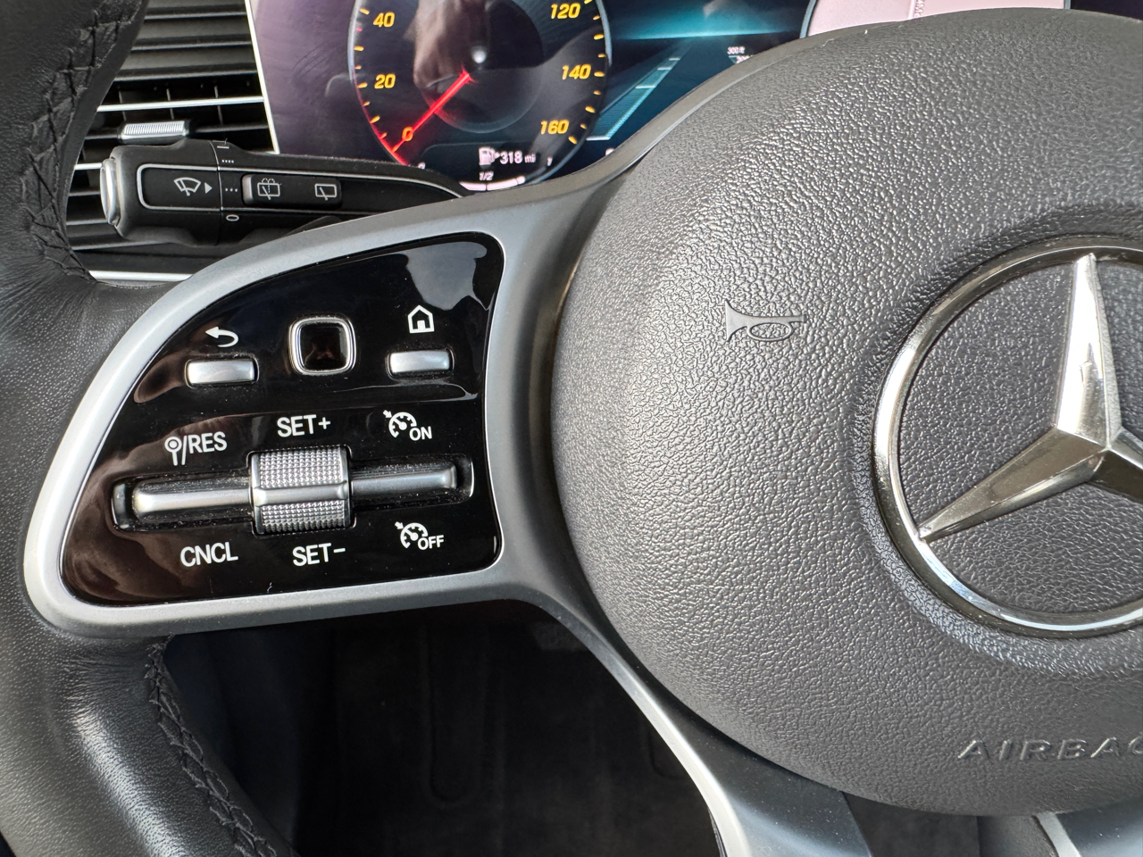 Mercedes-Benz GLE-Class  2020