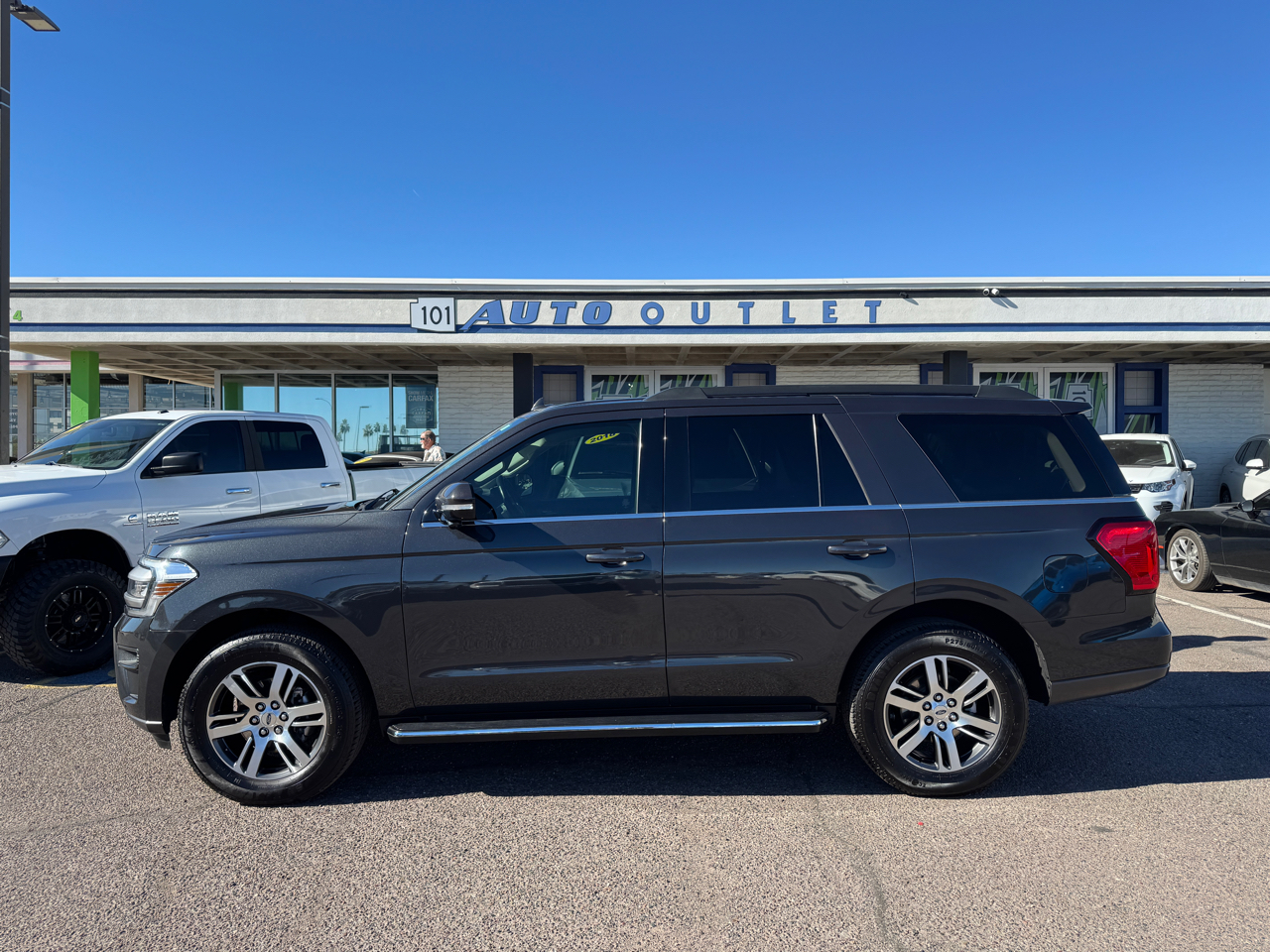 Ford Expedition XLT 2022