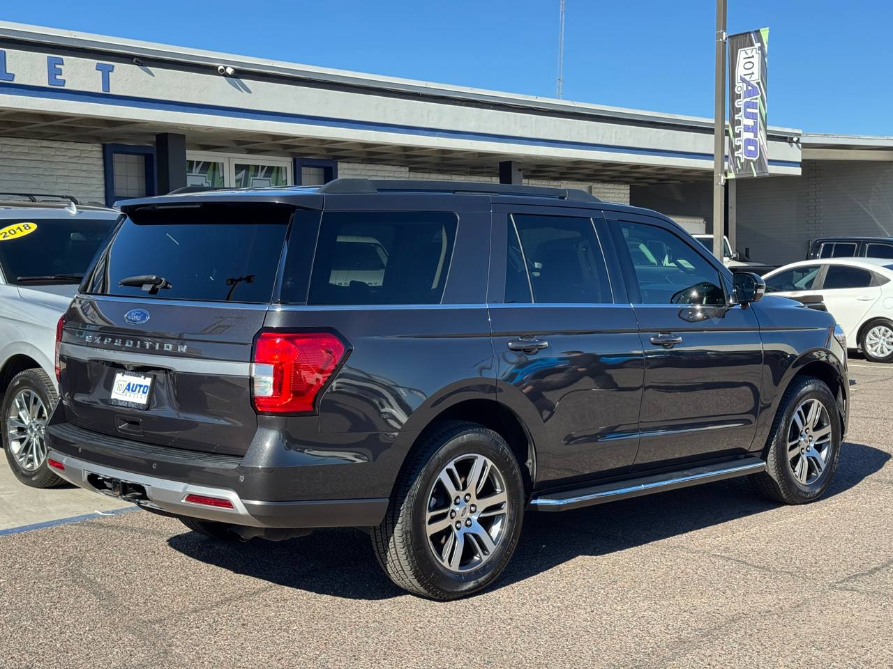 Ford Expedition XLT 2022