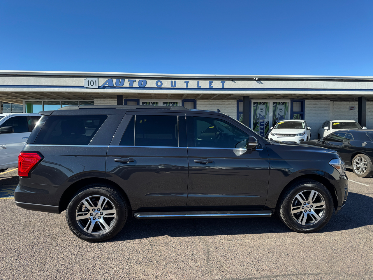 Ford Expedition XLT 2022