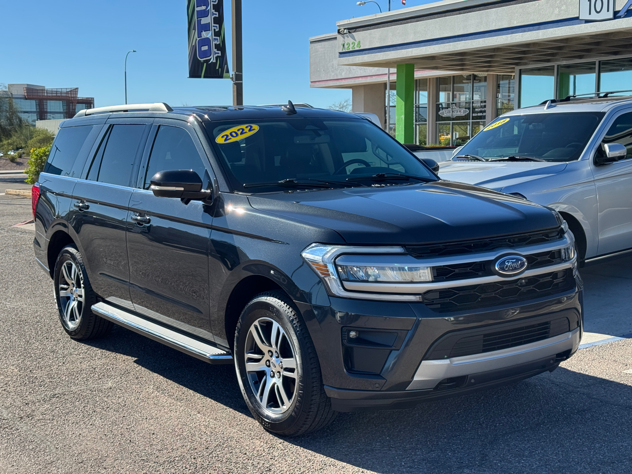 Ford Expedition XLT 2022