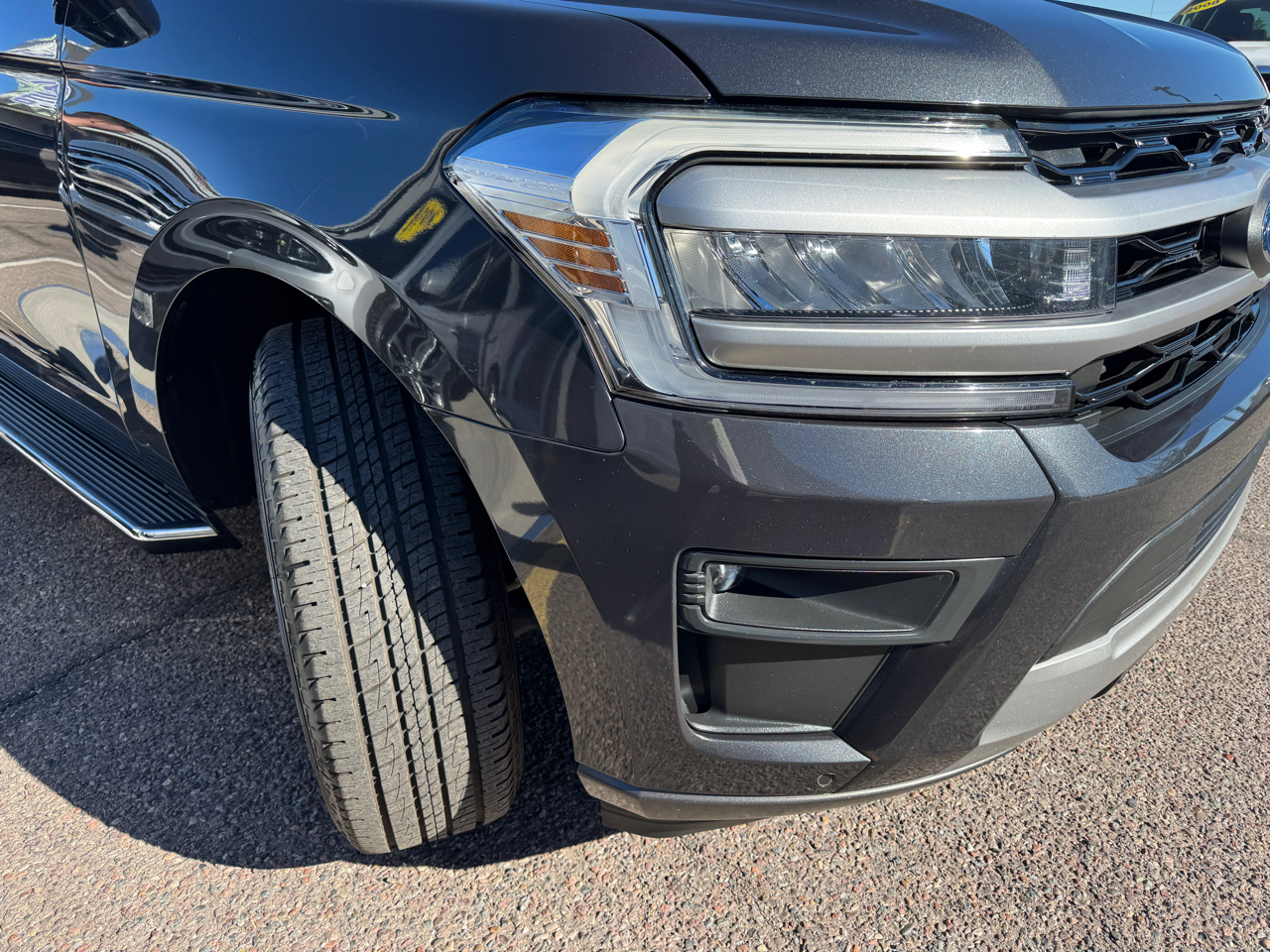 Ford Expedition XLT 2022