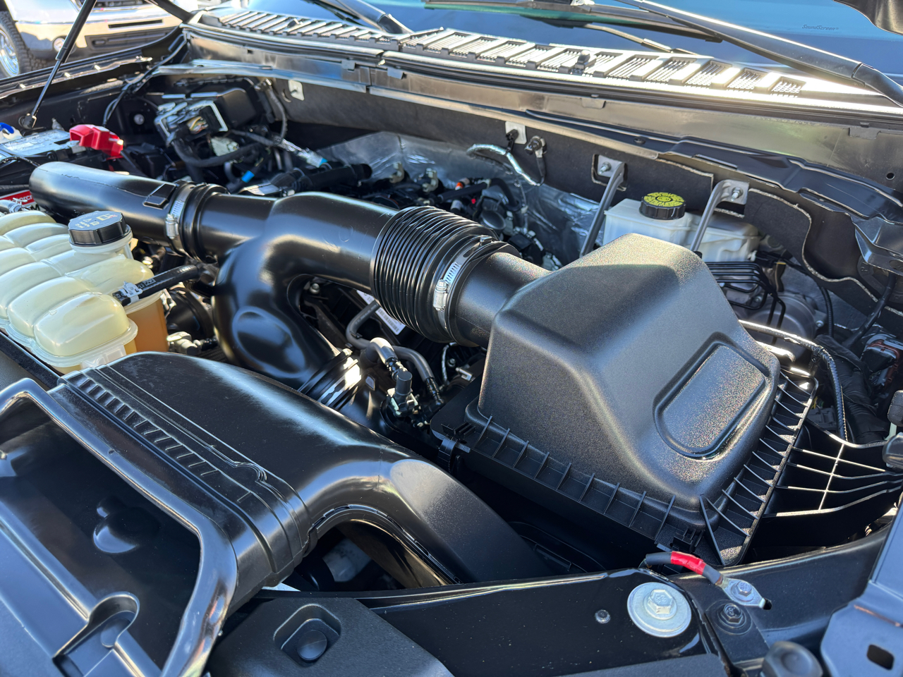 Ford Expedition XLT 2022