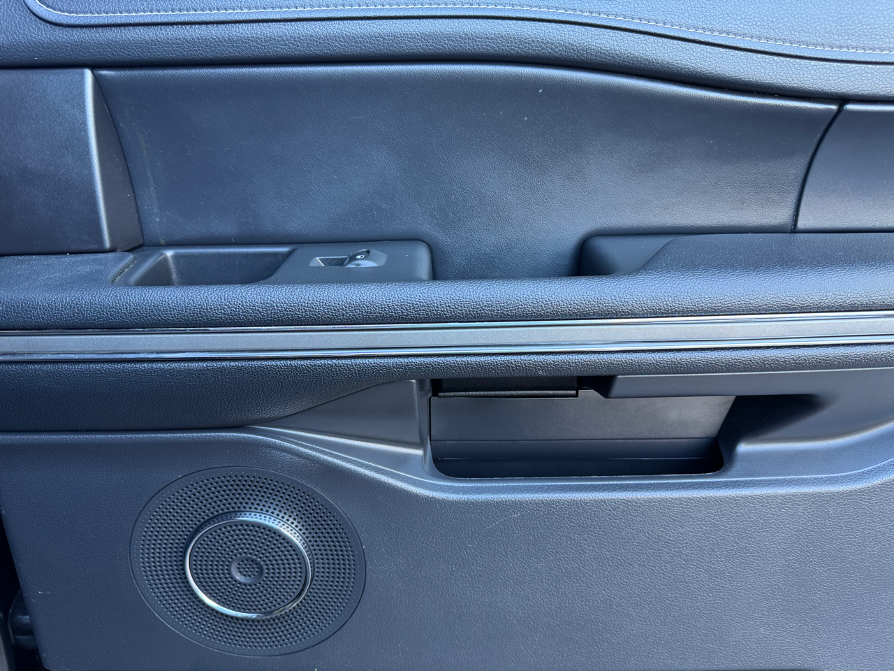 Ford Expedition XLT 2022