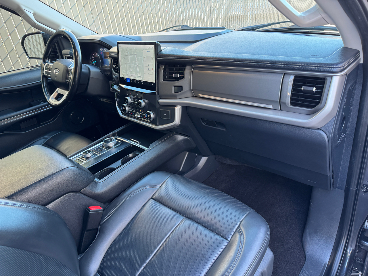 Ford Expedition XLT 2022