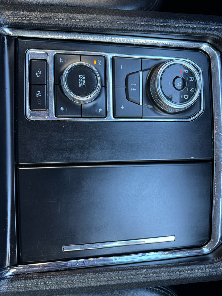 Ford Expedition XLT 2022