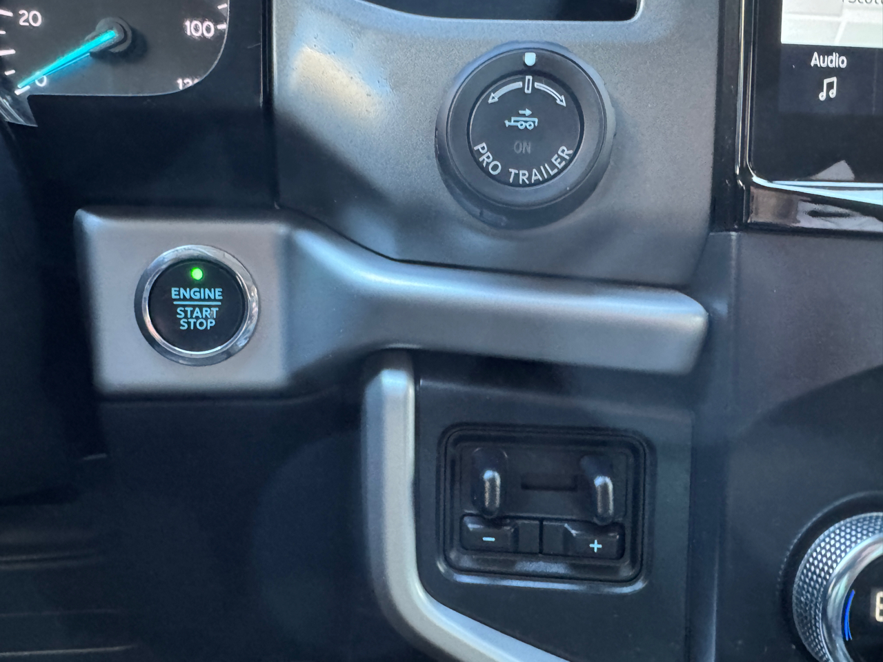 Ford Expedition XLT 2022