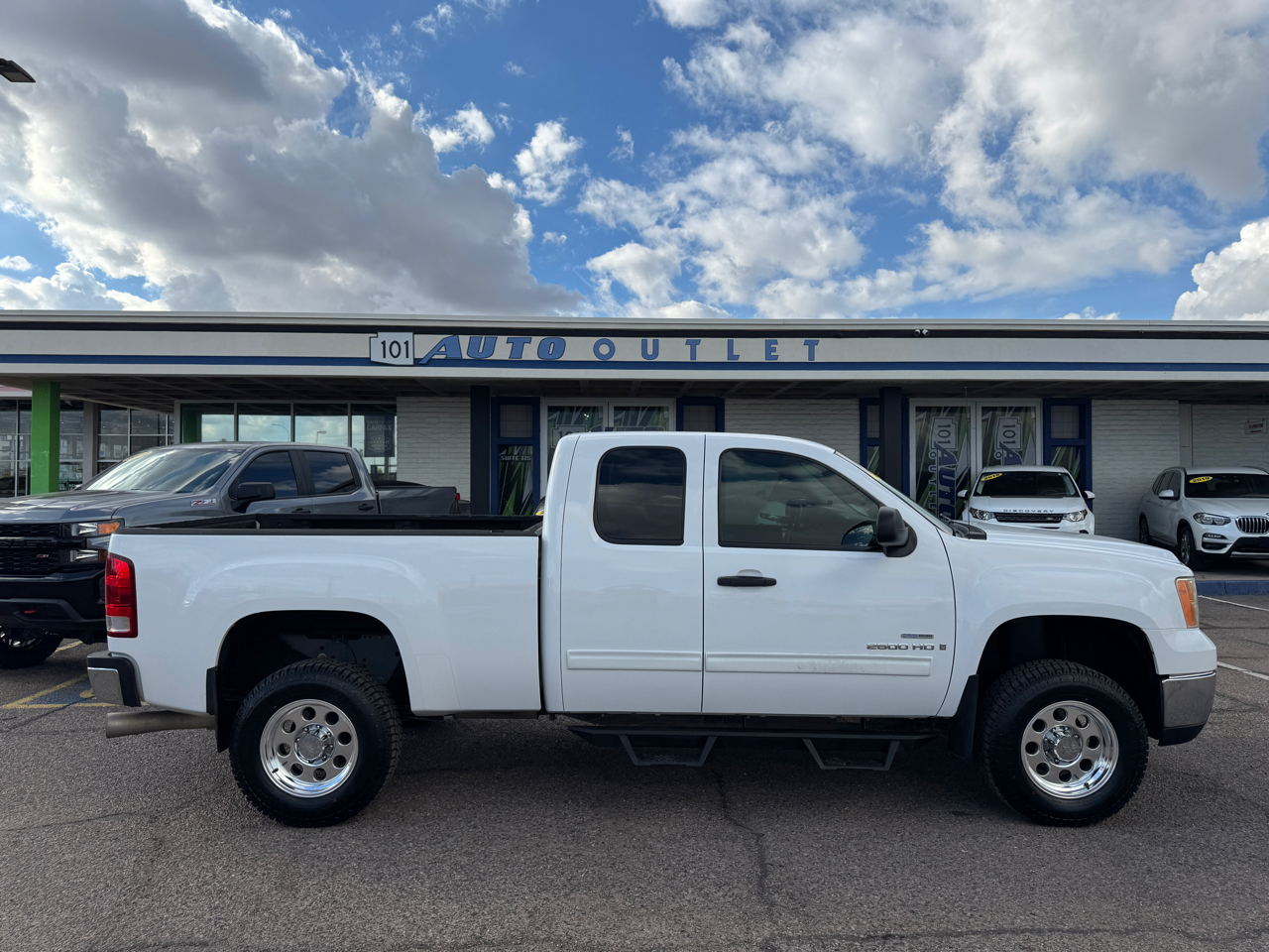 GMC Sierra 2500HD SLE Ext. Cab Long Box 2WD 2008